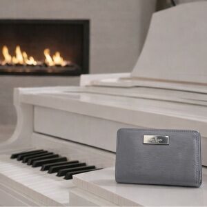 Kate Spade Tellie Bixby Place Glossy Gray Wallet
